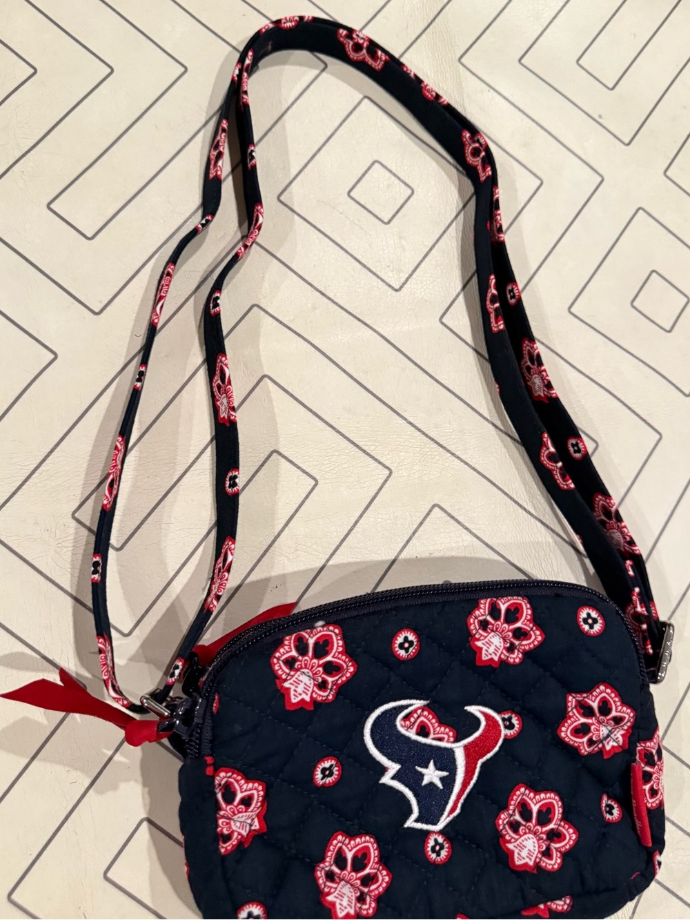Vera Bradley Houston Texans Crossbody Purse - Picture 2 of 11